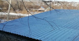 Демонтаж поликарбоната с крыши в Междуреченске -  услуги по доступной цене от 618 рублей